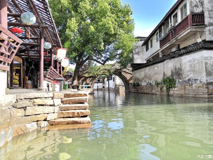 埃琳娜房间清洁
